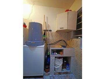 CASA MULTIFAMILIAR EN VENTA, SANTA ELENA, ORIENTE, CALI