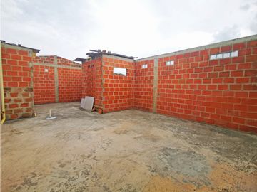 CASA MULTIFAMILIAR EN VENTA, SANTA ELENA, ORIENTE, CALI