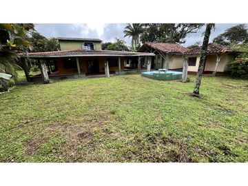 VENTA DE FINCA PEQUEÑA EN QUIMBAYA, QUINDO, COLOMBIA