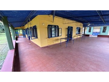 VENTA DE FINCA PEQUEÑA EN QUIMBAYA, QUINDO, COLOMBIA