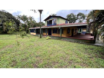 VENTA DE FINCA PEQUEÑA EN QUIMBAYA, QUINDO, COLOMBIA