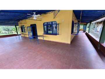VENTA DE FINCA PEQUEÑA EN QUIMBAYA, QUINDO, COLOMBIA