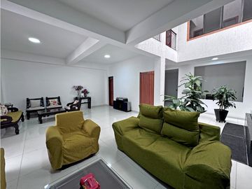 CASA EN VENTA, VILLACOLOMBIA, ORIENTE, CALI