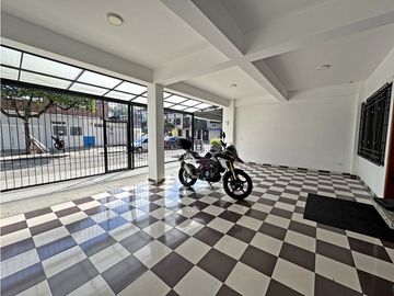 CASA EN VENTA, VILLACOLOMBIA, ORIENTE, CALI