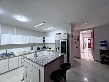 CASA EN VENTA, VILLACOLOMBIA, ORIENTE, CALI