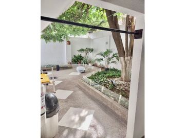 SE VENDE EXCLUSIVA Y AMPLIA CASA EN CONJUNTO EN VILLA SANTOS