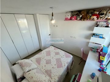 Vende Apartamento remodelado villa campestre