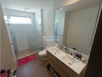En venta Exclusivo apartamento en Altos de Riomar