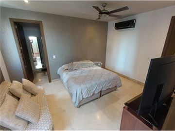 En venta Exclusivo apartamento en Altos de Riomar