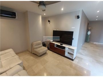 En venta Exclusivo apartamento en Altos de Riomar