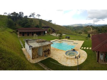 Finca ganadera lechera en Cachimbal- Vijes - Valle del Cauca