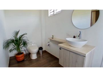 Casa campestre en venta permuta en parcelación Santa Elena El Cerrito