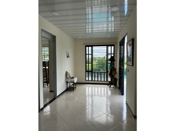 Casa campestre en venta a 5 minutos del parque de Acacías