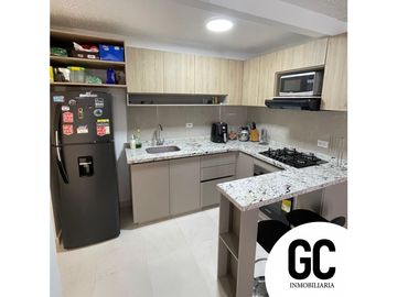 Se vende apartamento piso 11 Conjunto amazilia- Alameda del rio