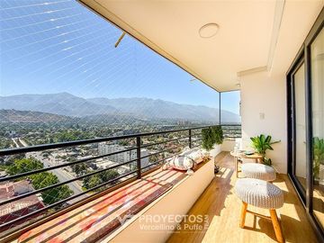 Departamento en Venta en Av Apoquindo, Sector Plaza Los Domínicos (A 1 Cuadra del Metro)