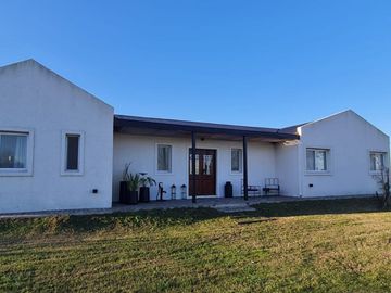 VENTA CASA A ESTRENAR. HARAS EL MALACATE