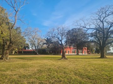 VENTA CASA A ESTRENAR. HARAS EL MALACATE