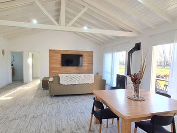 VENTA CASA A ESTRENAR. HARAS EL MALACATE