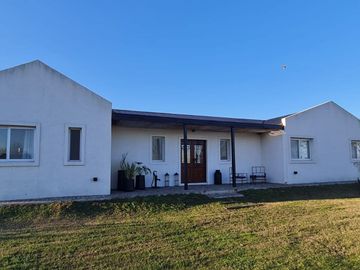 VENTA CASA A ESTRENAR. HARAS EL MALACATE