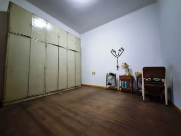 Venta Casa 4 amb a Refaccionar en Villa Devoto