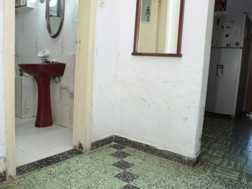 VENTA CASA 4 AMBIENTES 400M2 MORON