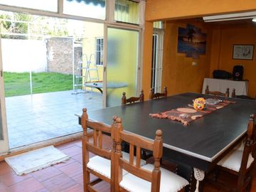 VENTA CASA 4 AMBIENTES 400M2 MORON