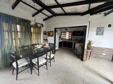 VENDEMOS CASA DE RECREO EN EL QUEREMAL