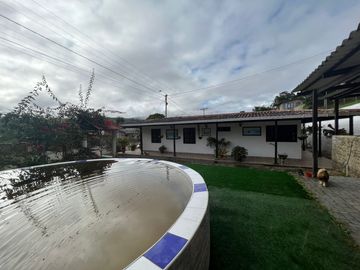 VENDEMOS CASA DE RECREO EN EL QUEREMAL