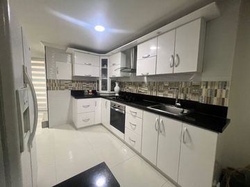 VENDEMOS CASA UNIFAMILIAR BARRIO CANEY MADROÑAL (CALI)