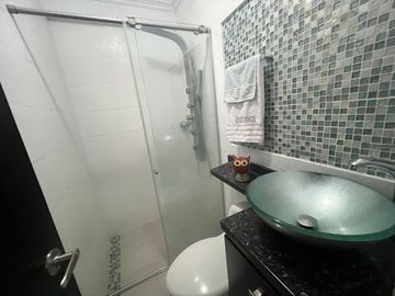 VENDEMOS CASA UNIFAMILIAR BARRIO CANEY MADROÑAL (CALI)