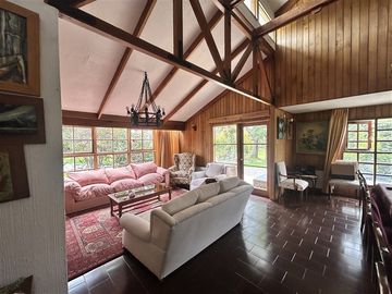 Casa en Venta en Camino Troncal / Los Cardos / Jardín botánico