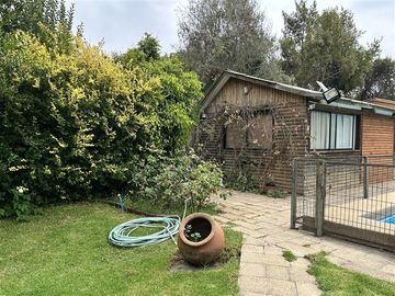 Casa en Venta en Camino Troncal / Los Cardos / Jardín botánico