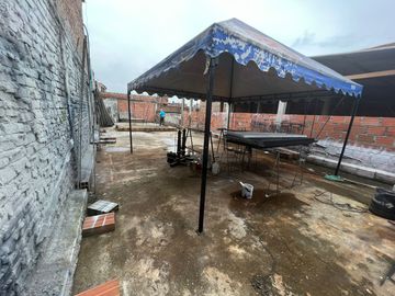 VENDEMOS CASA DE 1 PISO BARRIO NUEVA FLORESTA