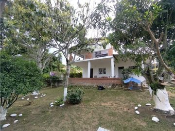 Casa - Finca en Venta en Ruitoque Bajo - Acapulco