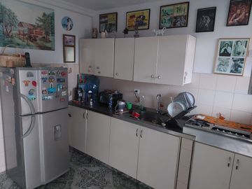 VENDEMOS CASA MULTIFAMILIAR BARRIO SAN FERNANDO