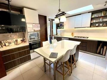 EXCELENTE CASA MEDITERRANEA EN VENTA CHAMISERO