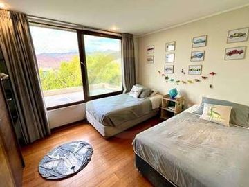 EXCELENTE CASA MEDITERRANEA EN VENTA CHAMISERO