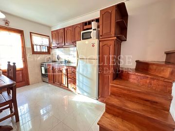 Departamento tipo duplex de 4 ambientes en Zona Centro con Cochera