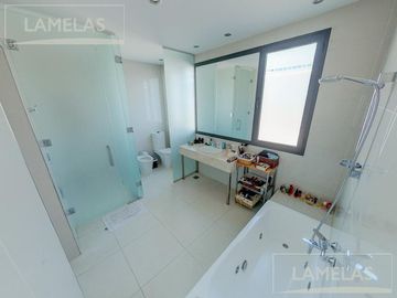 Venta Departamento tipo Duplex 3 dormitorio FORUM Puerto Norte Rosario