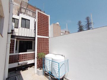 Casa en Venta en el Centro de Queretaro con recamara en planta baja