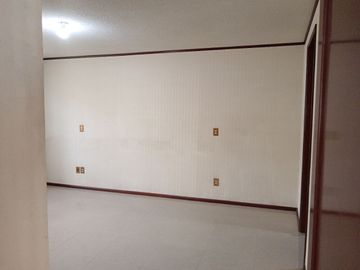 Casa en Venta en el Centro de Queretaro con recamara en planta baja