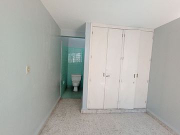 Casa en Venta en el Centro de Queretaro con recamara en planta baja