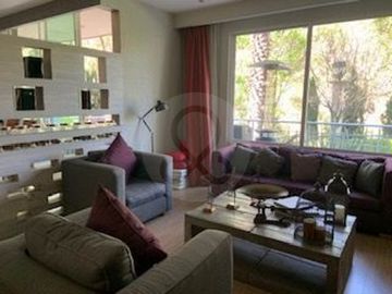 Casa en condominio en venta en Bosques de las Palmas