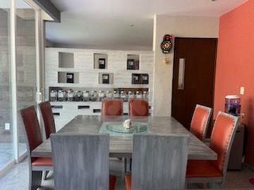 Casa en condominio en venta en Bosques de las Palmas