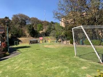 Casa en condominio en venta en Bosques de las Palmas