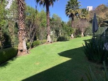 Casa en condominio en venta en Bosques de las Palmas