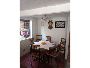 CASA DOS PISOS, LA FLORIDA, $ 89 MILLONES