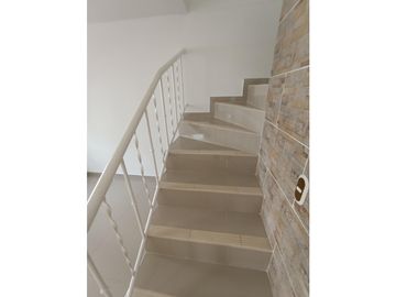VENTA CASA SAN JORGE IV GIRÓN