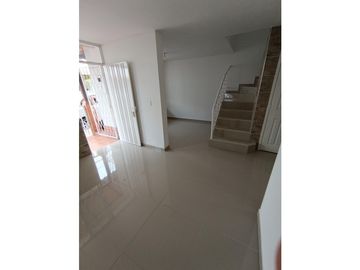 VENTA CASA SAN JORGE IV GIRÓN