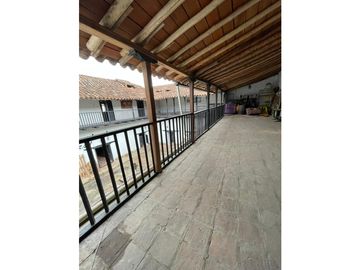 VENTA CASA  GIRON PATRIMONIO  HISTORICO 